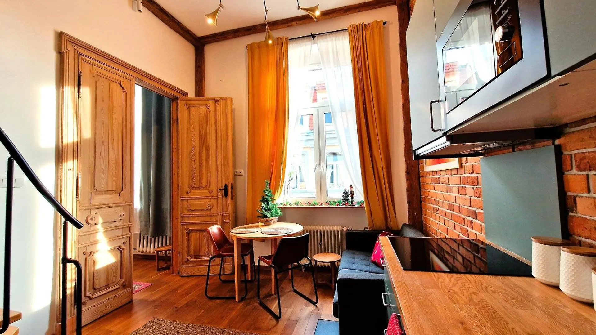 شقة Oak Doors Apartament Przy Rynku فروتسواف